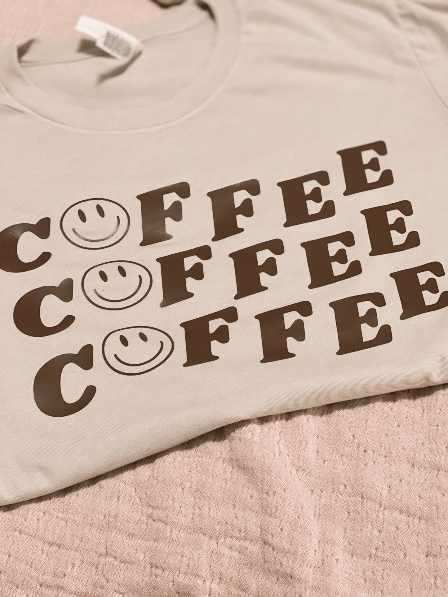 HAPPY COFFEE Tee