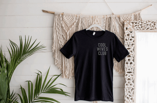 COOL WIVES CLUB Tee