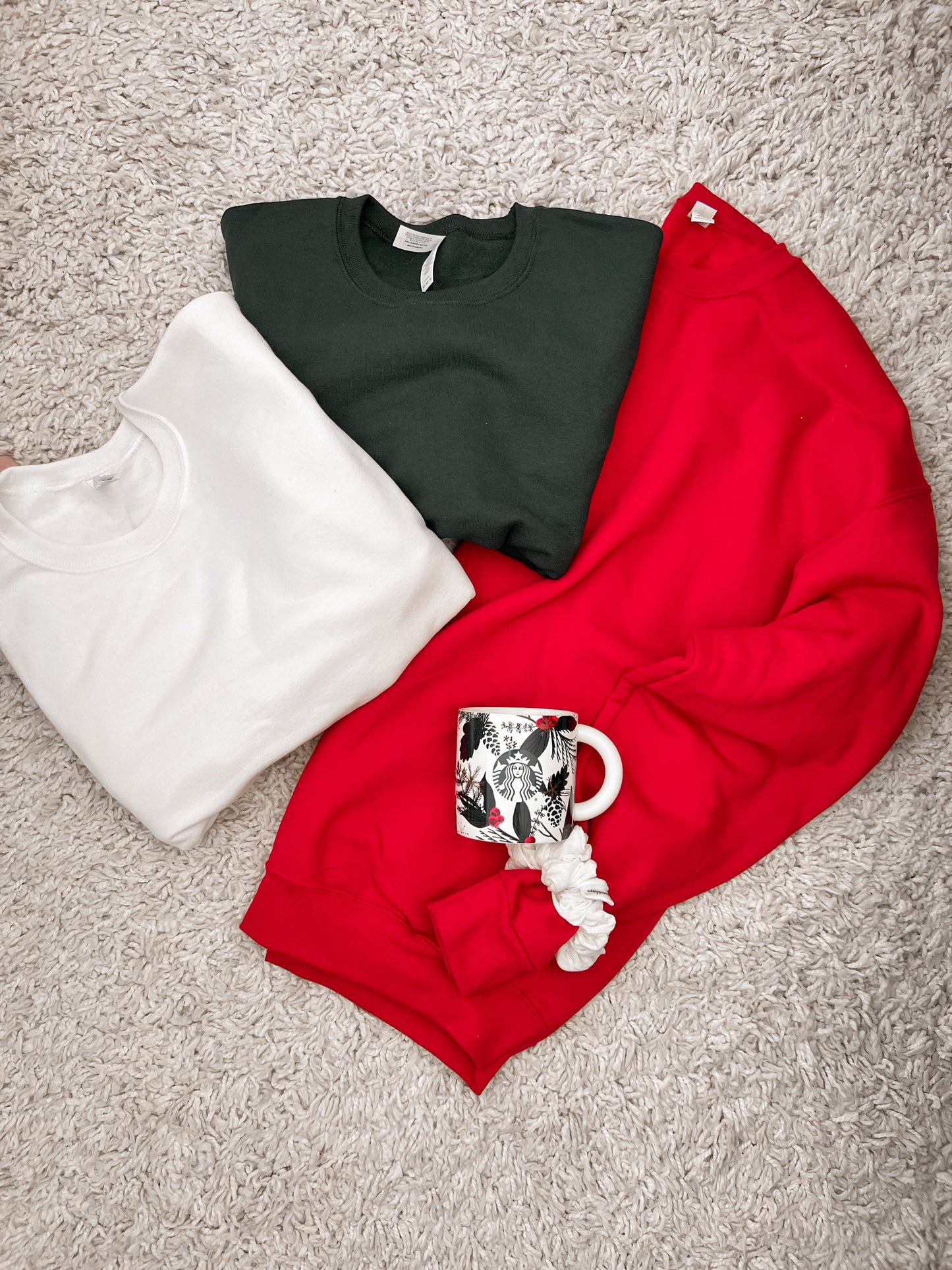 MERRY Basic Crewneck