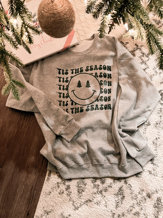 TIS THE SEASON TO SMILE Basic Crewneck